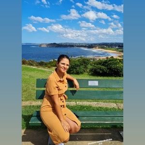 Meet your Posher, Luciana